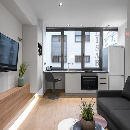 Vellow Door, Nilie Hospitality Mgmt Apartment