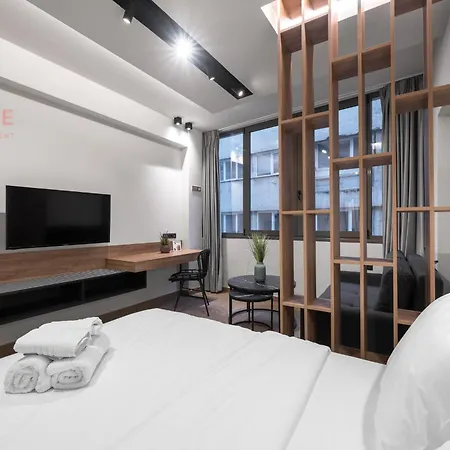 Vellow Door, Nilie Hospitality Mgmt * Thessaloniki