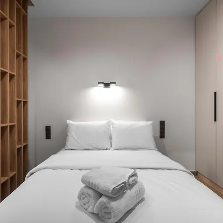 Vellow Door, Nilie Hospitality Mgmt