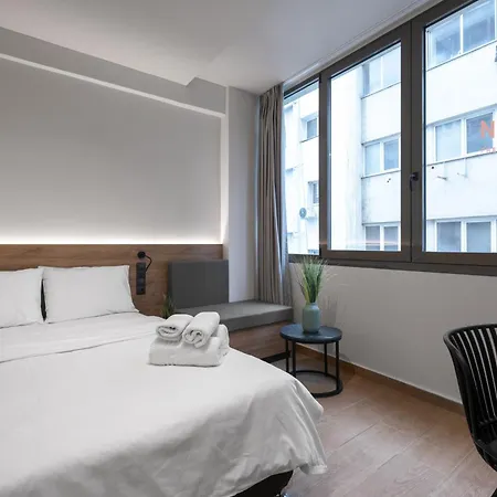 Vellow Door, Nilie Hospitality Mgmt